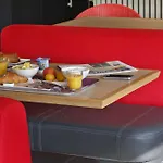 Ibis Est Pontlieue 호텔