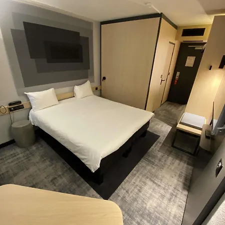 Ibis Est Pontlieue 3*