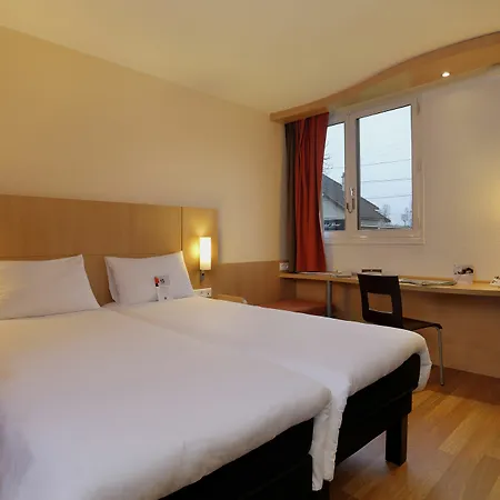 Ibis Est Pontlieue Otel Le Mans