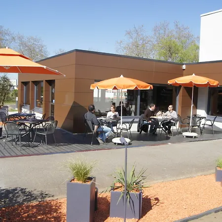 Ibis Est Pontlieue Otel 3*