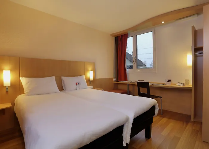 Ibis Est Pontlieue Szálloda 3*