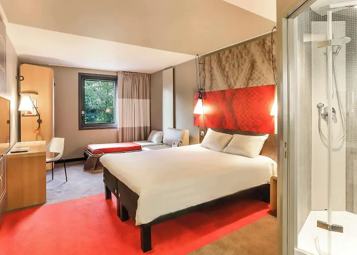 Ibis Est Pontlieue 3*