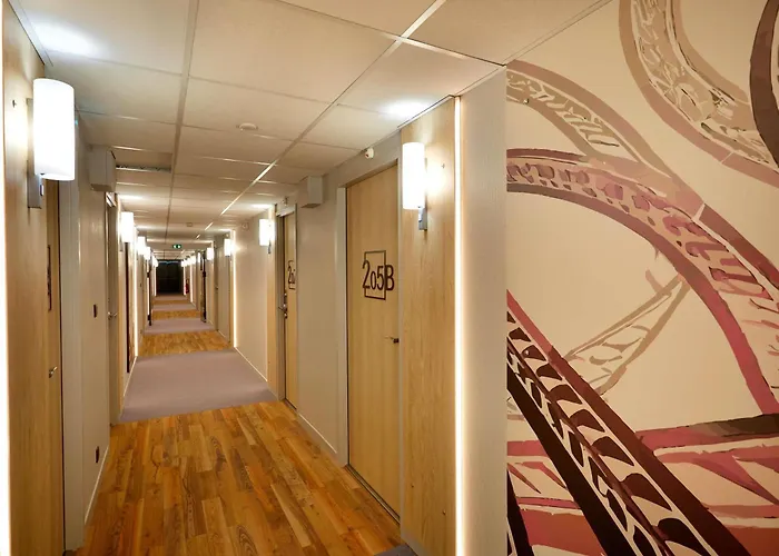 Ibis Est Pontlieue Hotel 3*